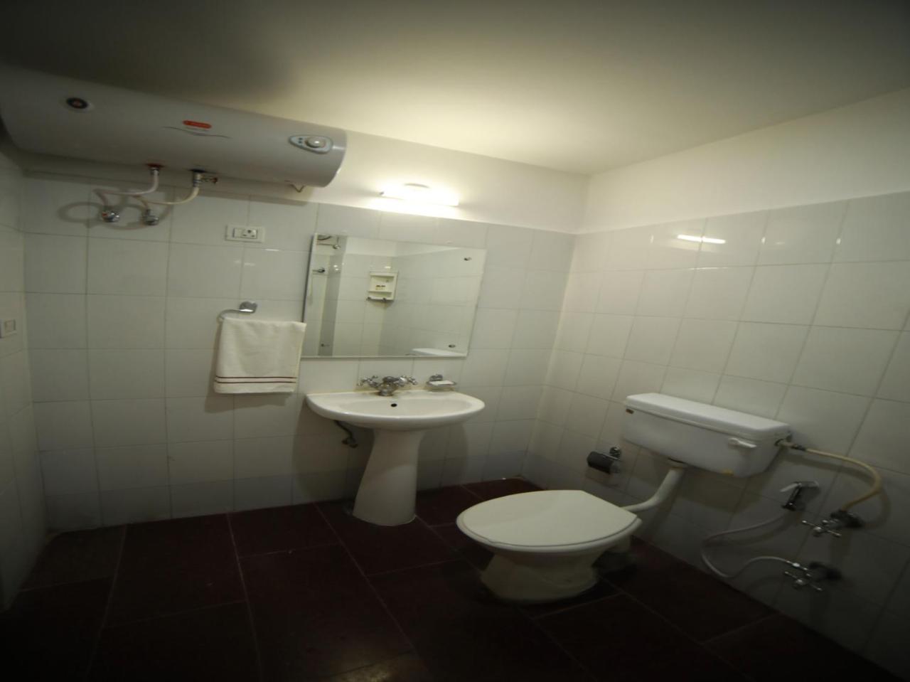 Oyo 15561 Corporate Villa Jammu Ngoại thất bức ảnh