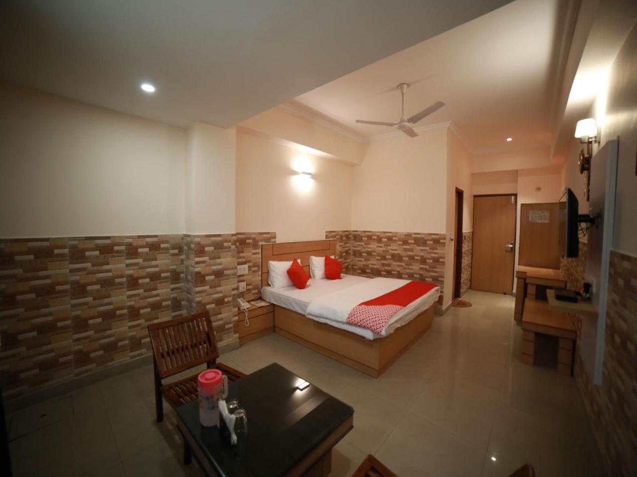 Oyo 15561 Corporate Villa Jammu Ngoại thất bức ảnh